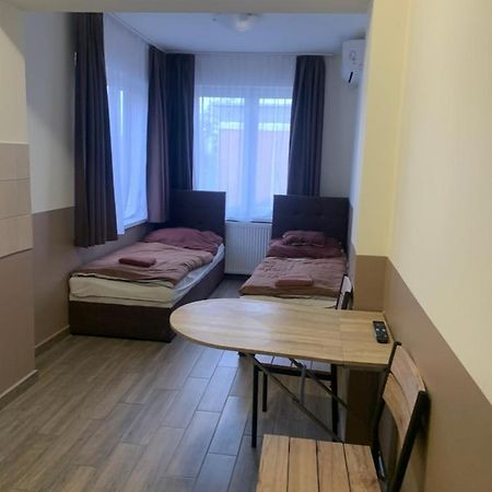 Appartement Center Panzio à Vecsés Extérieur photo